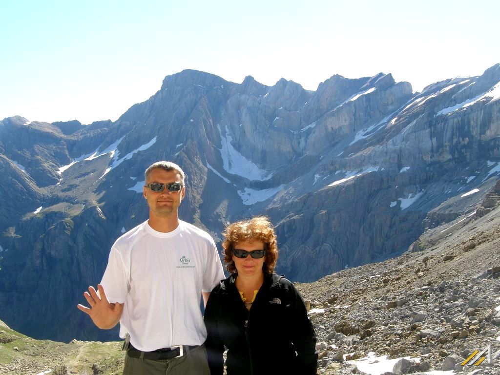 Trekking w Pirenejach, Pireneje Francuskie, Gavarnie. Widok z okolic schroniska Breche de Roland