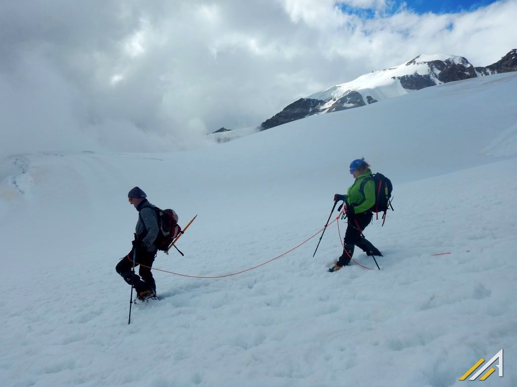 Trekking wokół Matterhorn i Monte Rosa. Lodowiec Lys w rejonie Punta Gnifetti