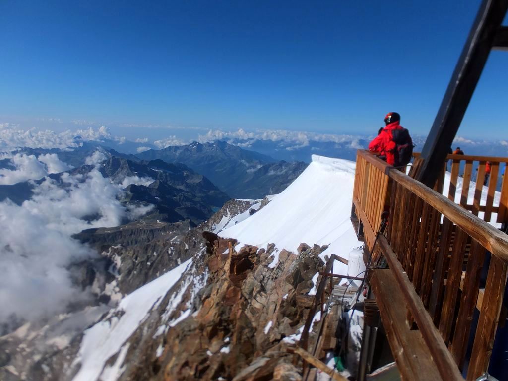 Trekking w Alpach, Rifugio Margherita na Punta Gnifetti. Masyw Monte Rosa