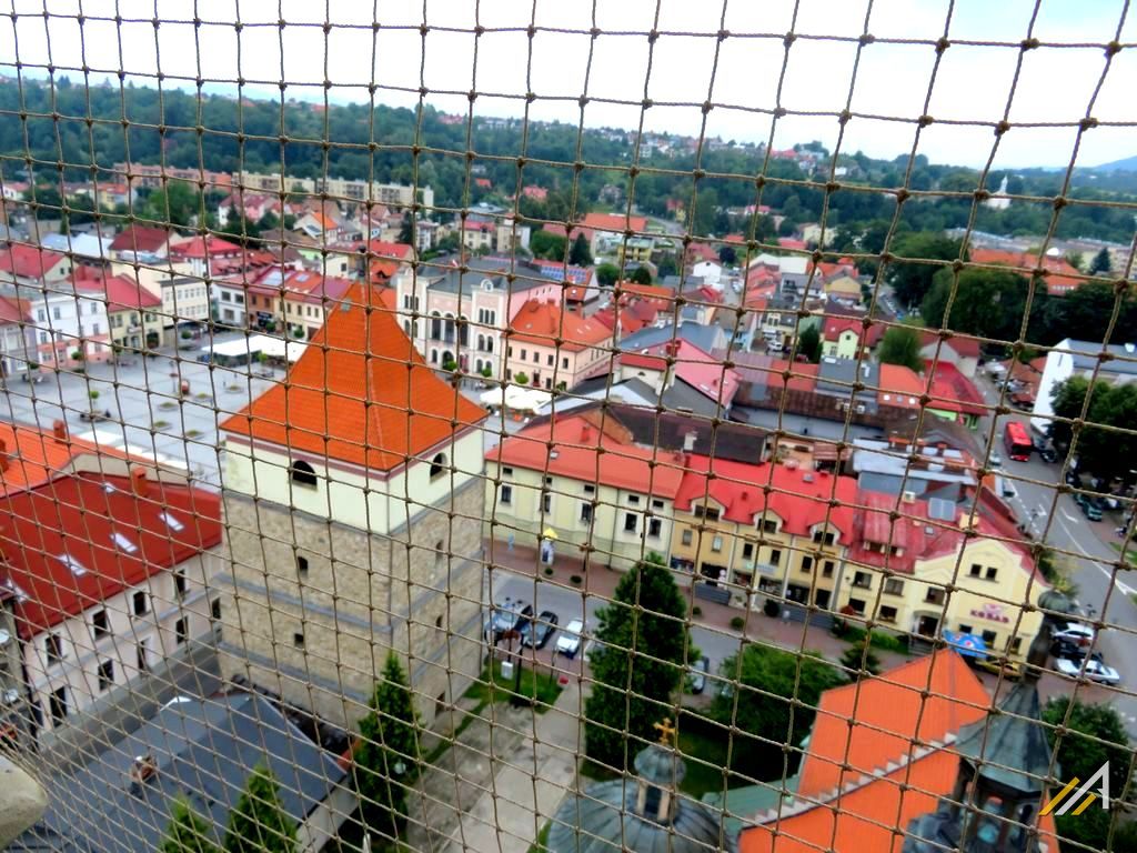 Urlop w Beskidach, Żywiec. Widok na Rynek i Dzwonnicę z wieży Konkatedry.