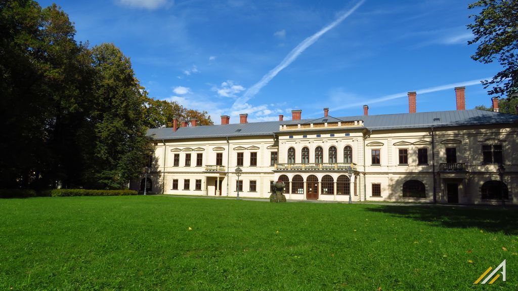 Beskidy, zwiedzanie Żywca z przewodnikiem, Pałac Habsburgów