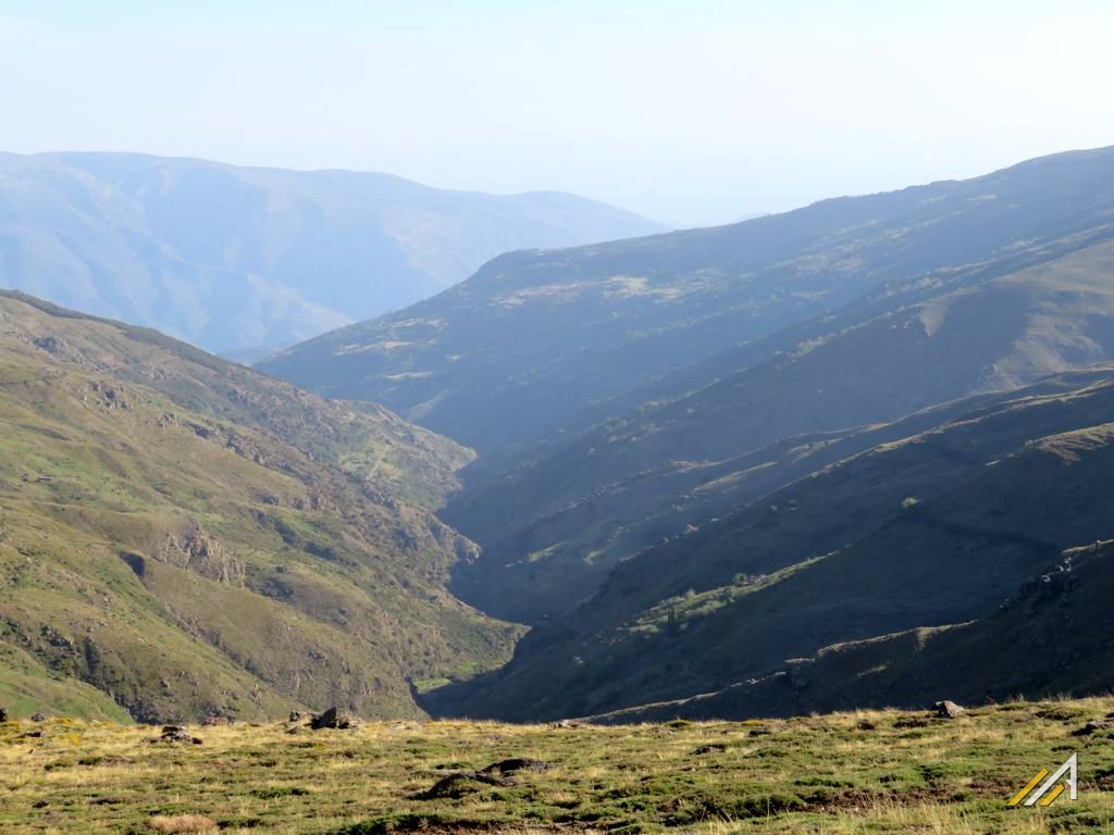 Góry Betyckie, trekking. Dolina Poqueira w Sierra Nevada