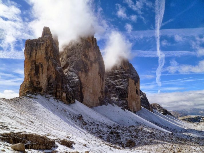 5.-Dolomity-Tre-Cime-di-Lavaredo-Cima-Grande-di-Lavaredo-2998-m.-n.p.m.-Cima-Ovest-di-Lavaredo-2974-m-n.p.m.-i-Cima-Piccola-di-Lavaredo-2857-m-n.p.m.