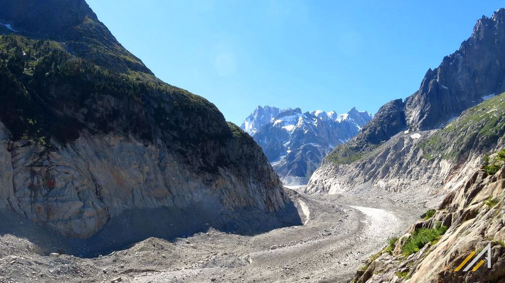 Lodowiec Mer de Glace, masyw Mont Blanc