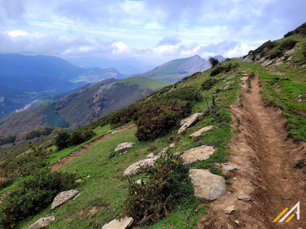 Pireneje Zachodnie, Góry Baskijskie, łatwy trekking